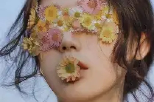 电梯门女主又爆猛料！而后她账号被封了……