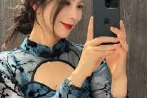 一人唱完20首感动全场观众！任素汐演唱会让全网直呼“真香”