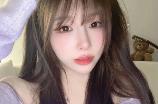 奶糖Logo“白桃少女”：设计寓意、视觉识别与使用解读